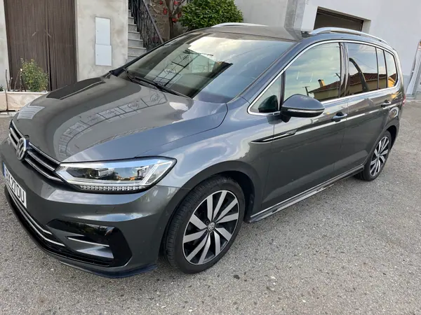 Volkswagen Touran 2017 2.0 TDI R-Line DSG