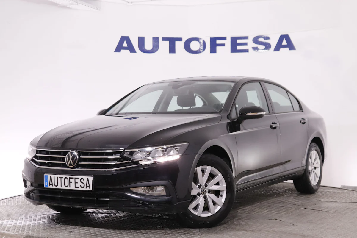 Volkswagen Passat 2.0 TDI 150CV 5P # IVA DEDUCIBLE, NAVY