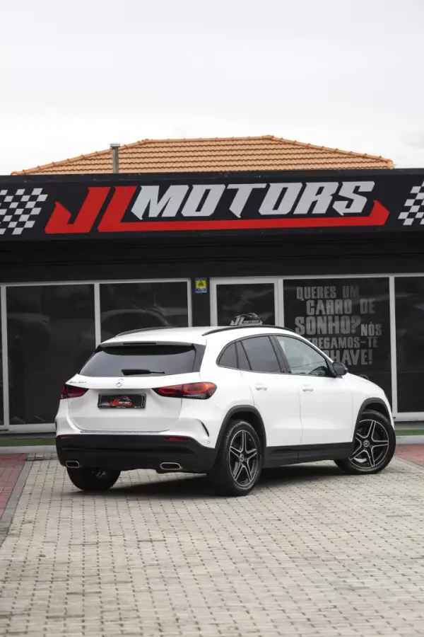 Mercedes-Benz GLA 180 2021 d AMG Line