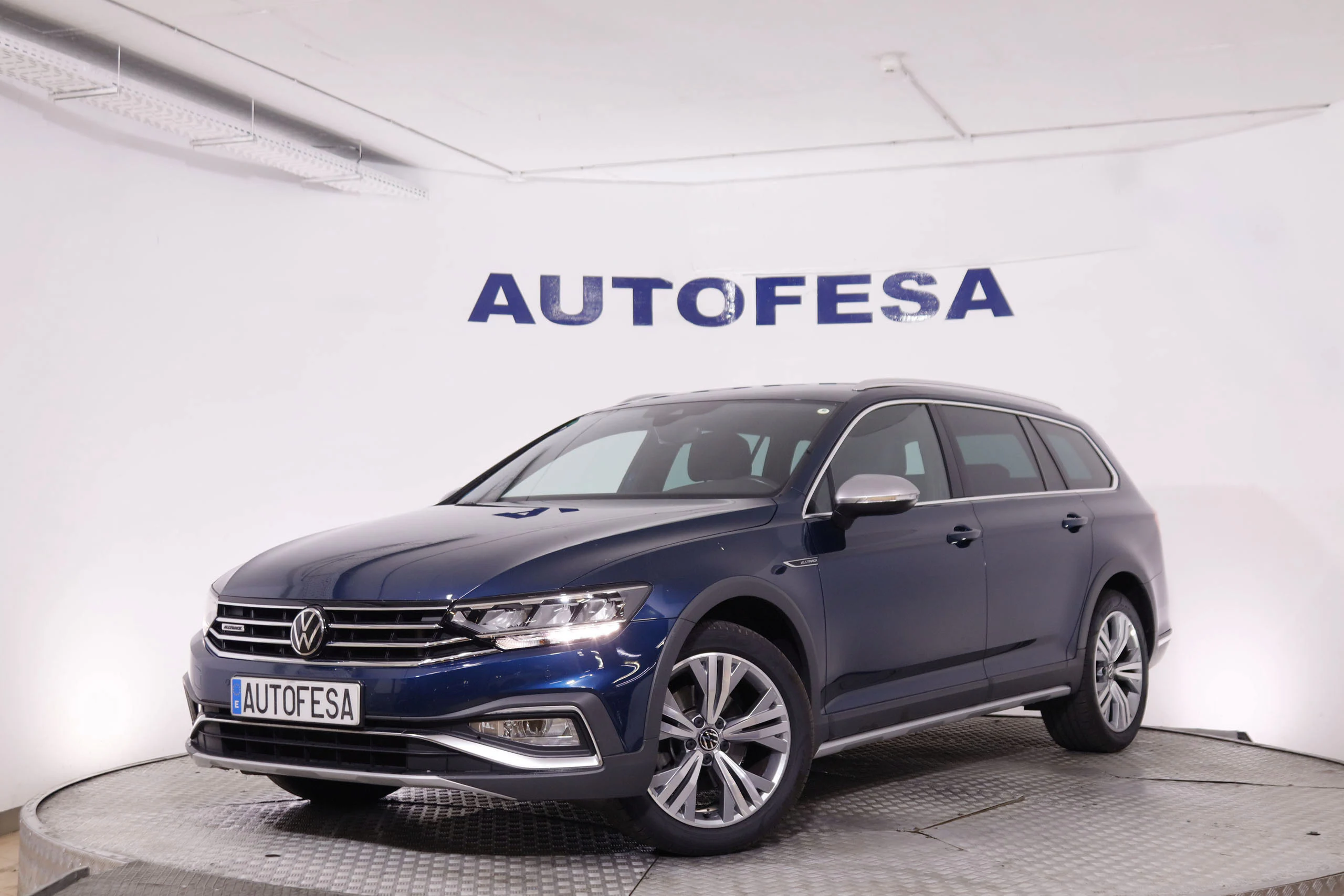 Volkswagen Passat Alltrack ALL TRACK 2.0 TDI 4MOTION DSG 200CV 5P # IVA DEDUCIBLE,NAVY,CAMARA TRASERA,PARKTRONIC