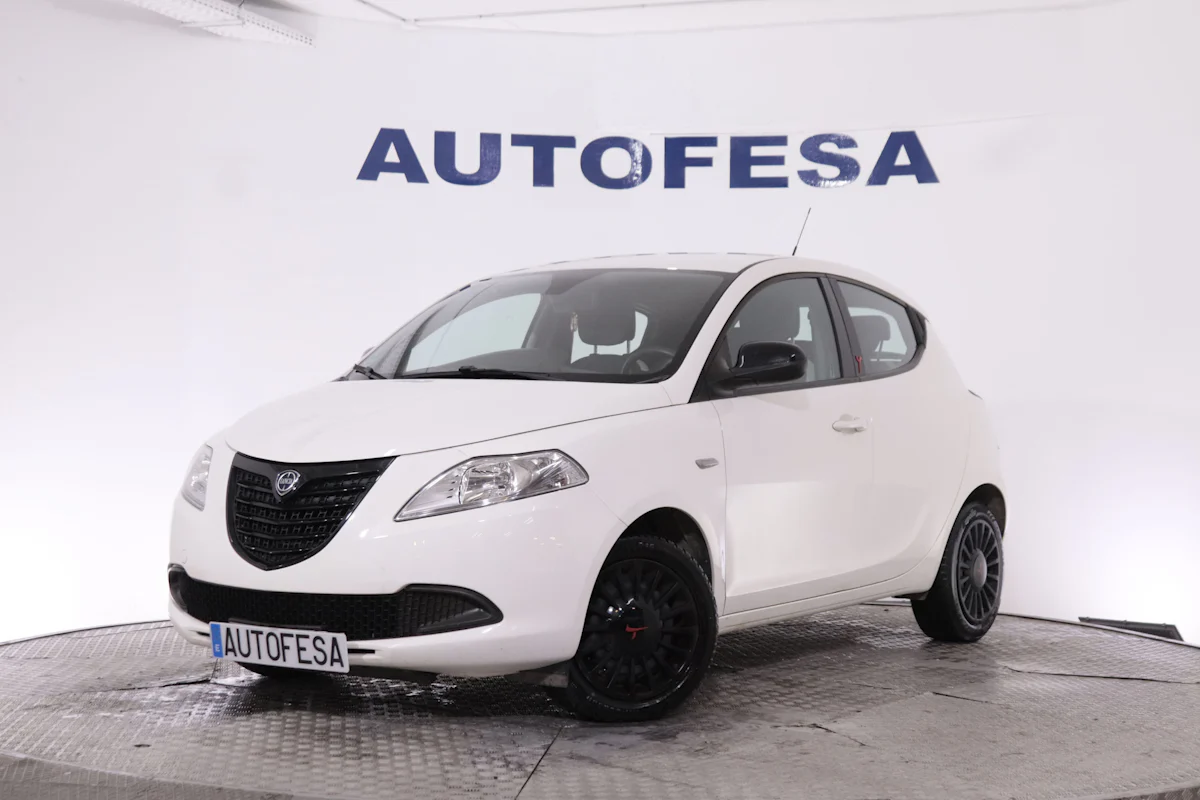 Lancia Ypsilon 1.2 elefantino evo II 69CV 5P