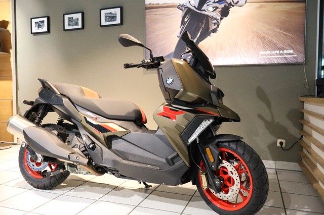 BMW C400X Style Rugged