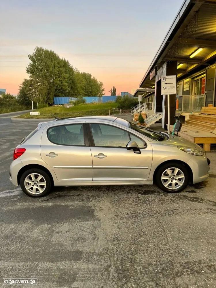 Peugeot 207 110 HDi FAP Filou