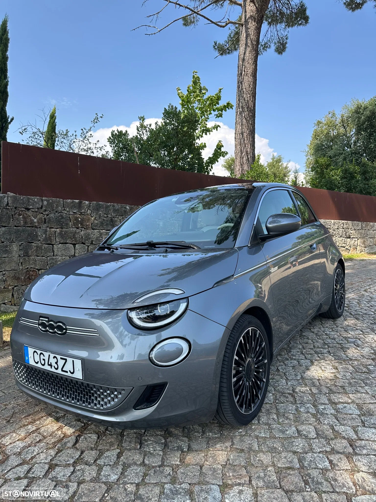 Fiat 500e 42kWh la Prima (by Bocelli)