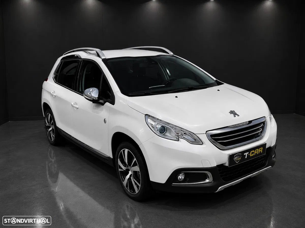 Peugeot 2008 1.2 PureTech Crossway