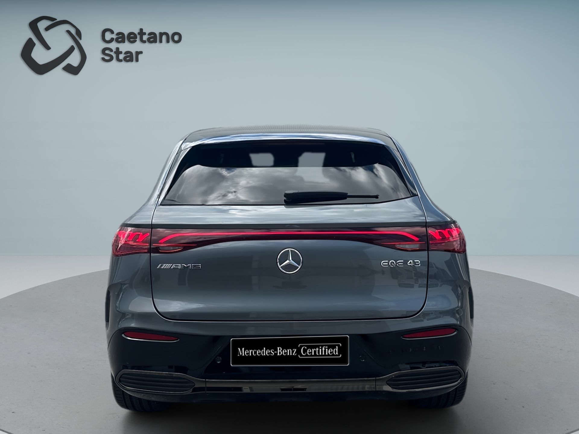 Mercedes-Benz EQE SUV