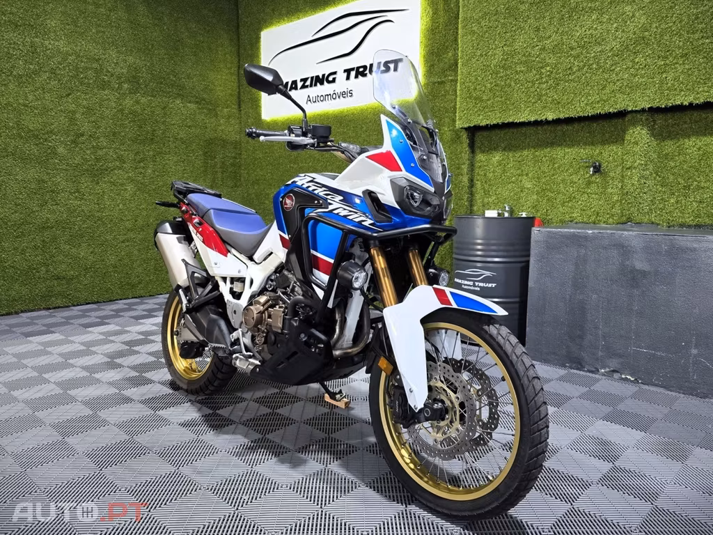 Honda Africa Twin CRF 1000 DCT Adventure Sports 30th Anniversary