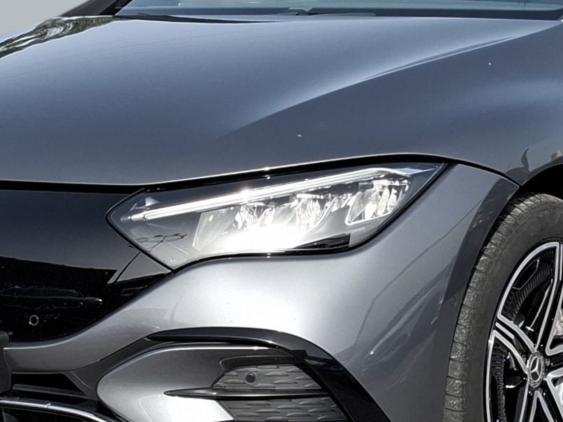 Mercedes-Benz EQE