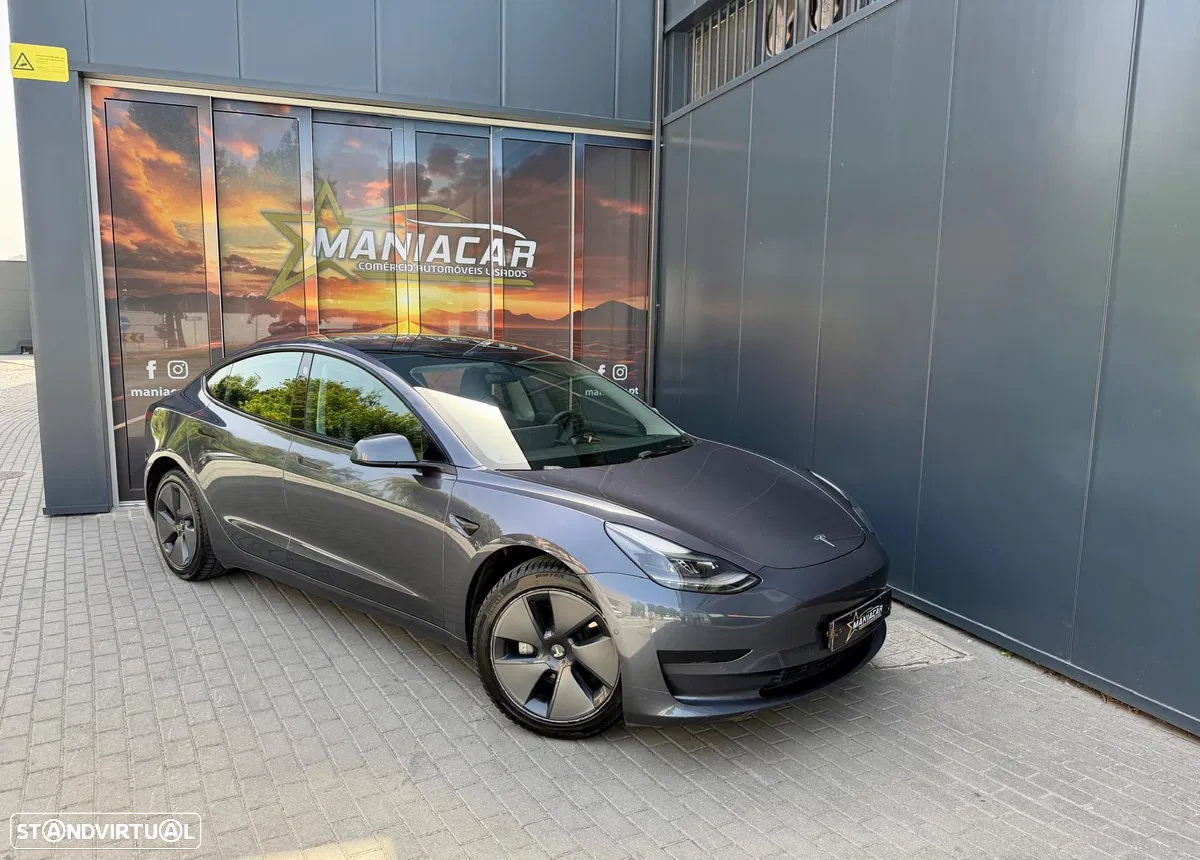 Tesla Model 3 Standard Range Plus RWD