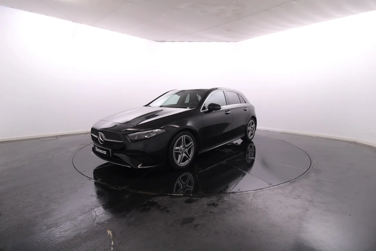 Mercedes-Benz Classe A - 180 d AMG Advanced Plus Cx. Aut. GPS / Vidros Escurecidos / LED