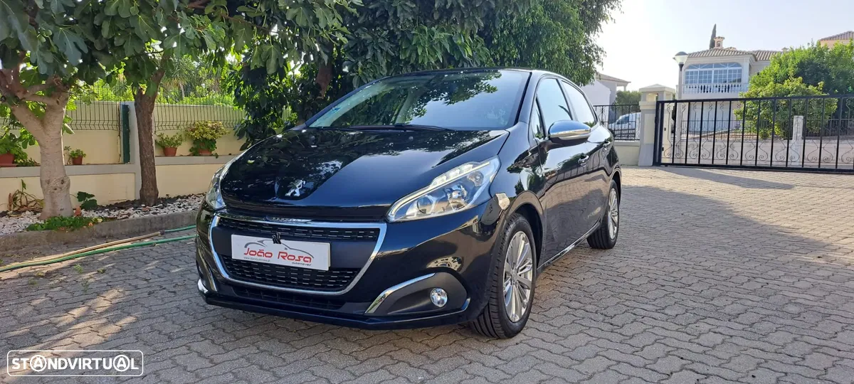 Peugeot 208 1.2 PureTech Signature