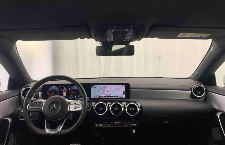 MERCEDES - CLA - CLA 180 d AMG Line Aut.