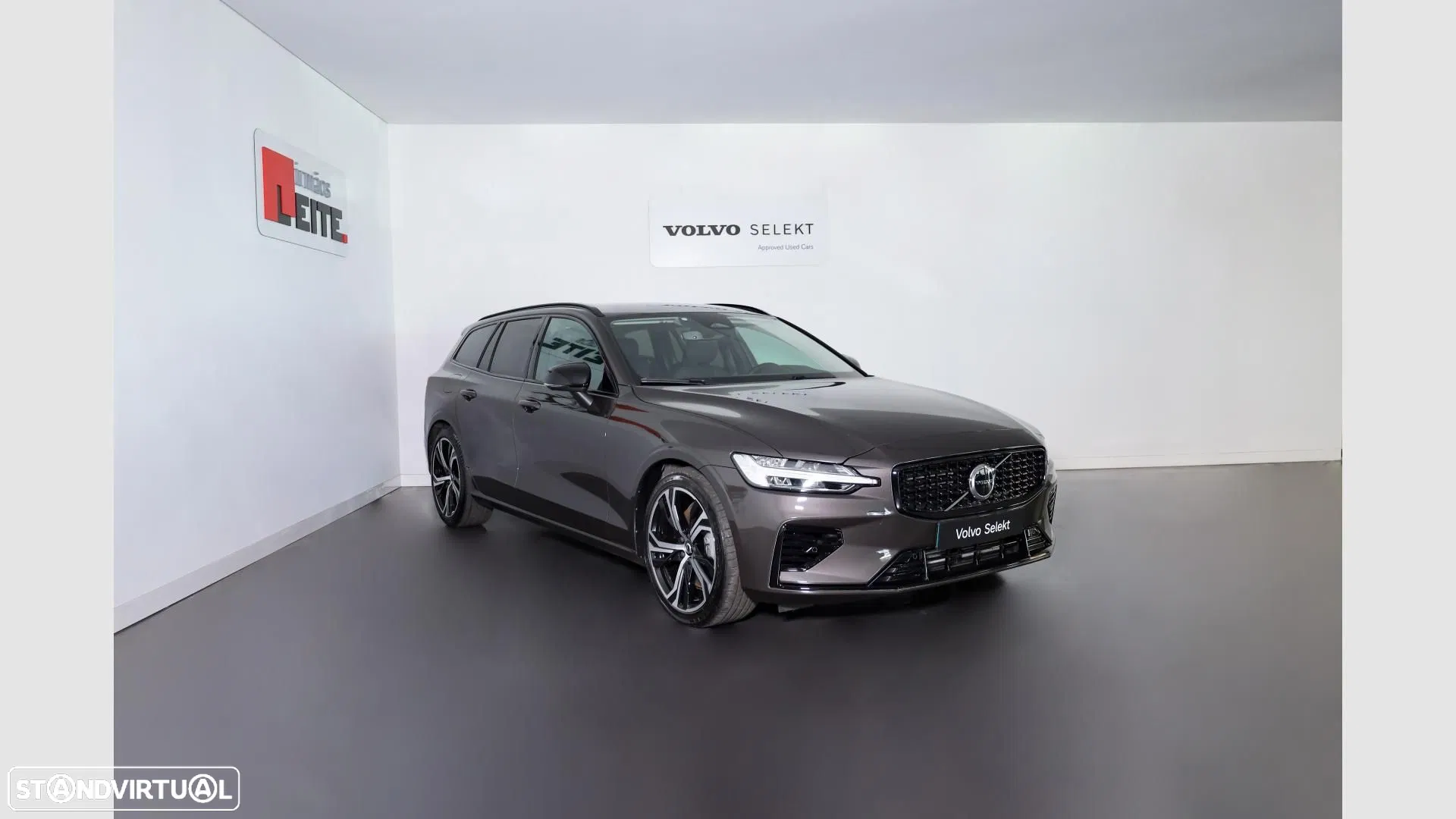 Volvo V60 2.0 T6 AWD TE Plus Dark