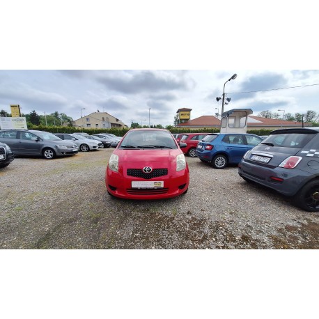 TOYOTA YARIS 1.0E, ZAKUP 2009 ROK, KRAJOWY