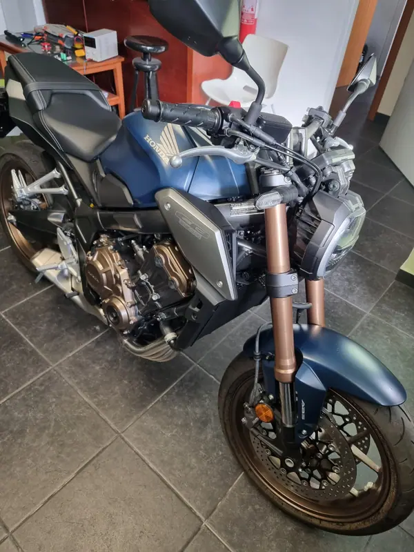 Honda CB650R 2022 70kw Full power