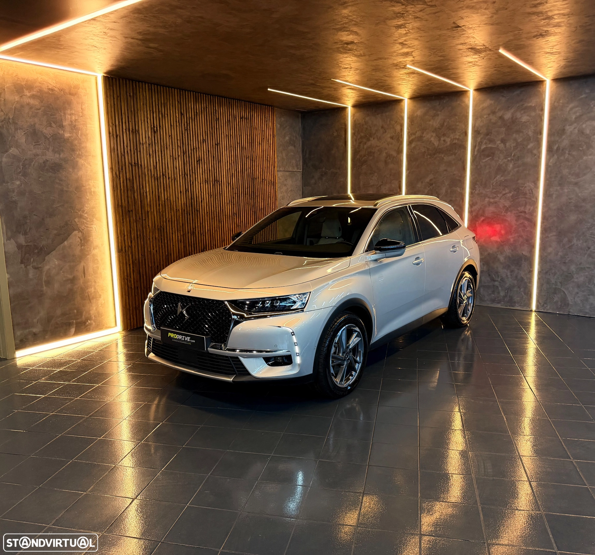 DS DS7 4x4 300 Rivoli