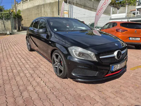Mercedes-Benz A 250 2013 7G-DCT Style