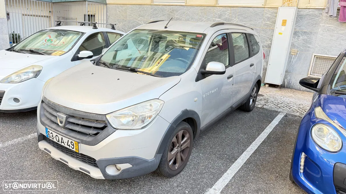 Dacia Lodgy 1.5 dCi Stepway 7L
