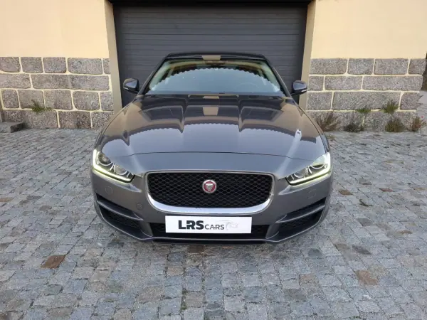 Jaguar XE 2016 20d Aut. Portfolio
