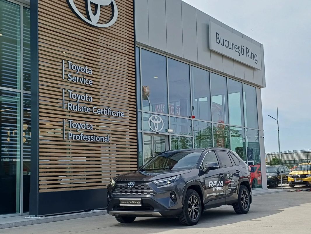 TOYOTA RAV4 2.5 Hybrid 222 CP Luxury 4×4 CVT