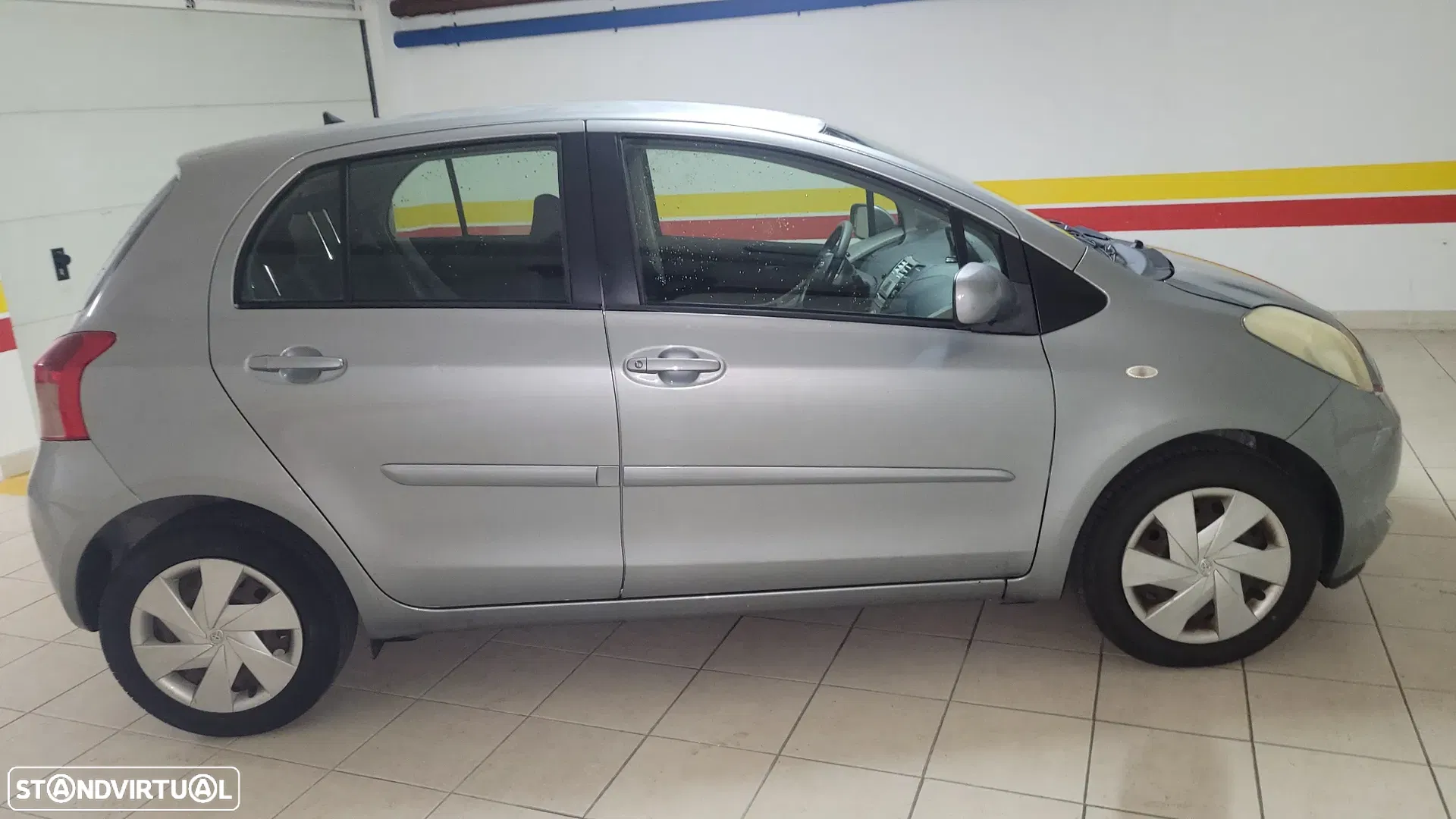 Toyota Yaris 1.0 VVT-i AC Manual