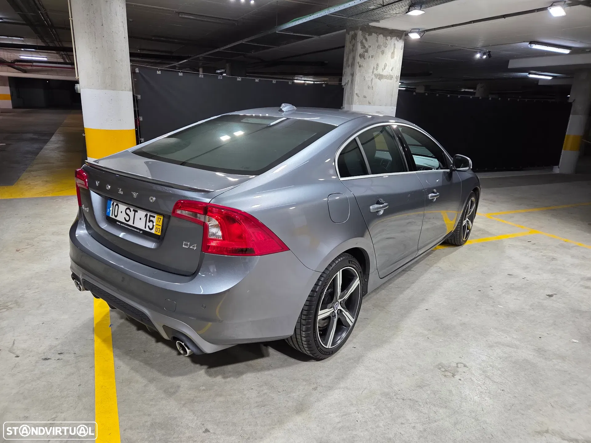 Volvo S60 2.0 D4 R-Design Momentum Geartronic