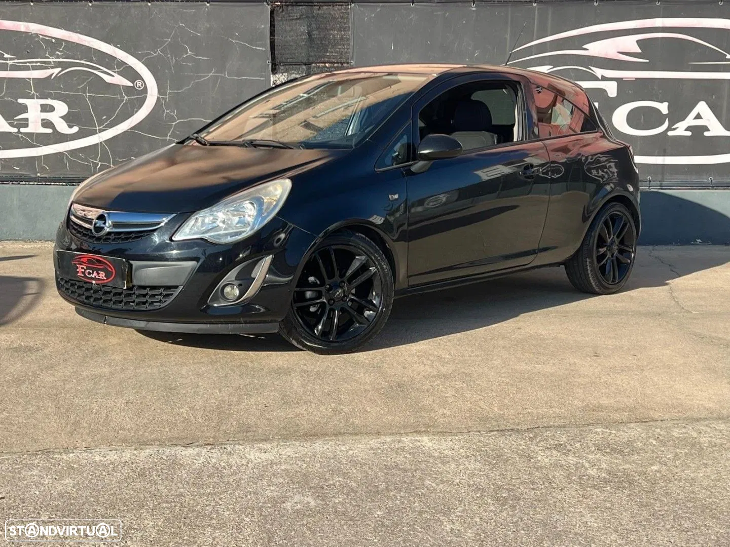 Opel Corsa 1.2 Black Edition