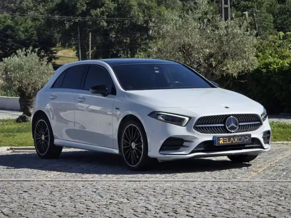 Mercedes-Benz A 250 2021 e 8G-DCT AMG Line