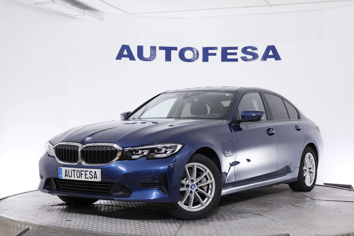 BMW 330 SERIE 3 330E HIBRIDO ENCHUFABLE AUTO 292CV 4P # IVA DEDUCIBLE,NAVY,