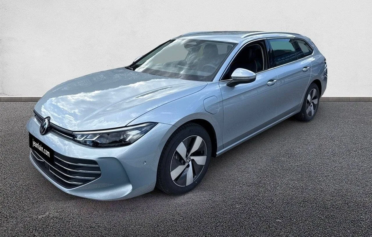 VOLKSWAGEN PASSAT 1.5 eHybrid 204 DSG6 Life Plus