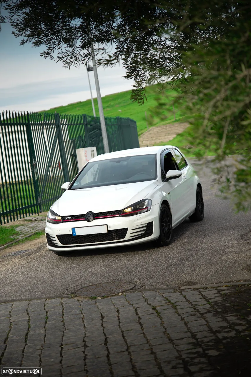 VW Golf GTI BlueMotion