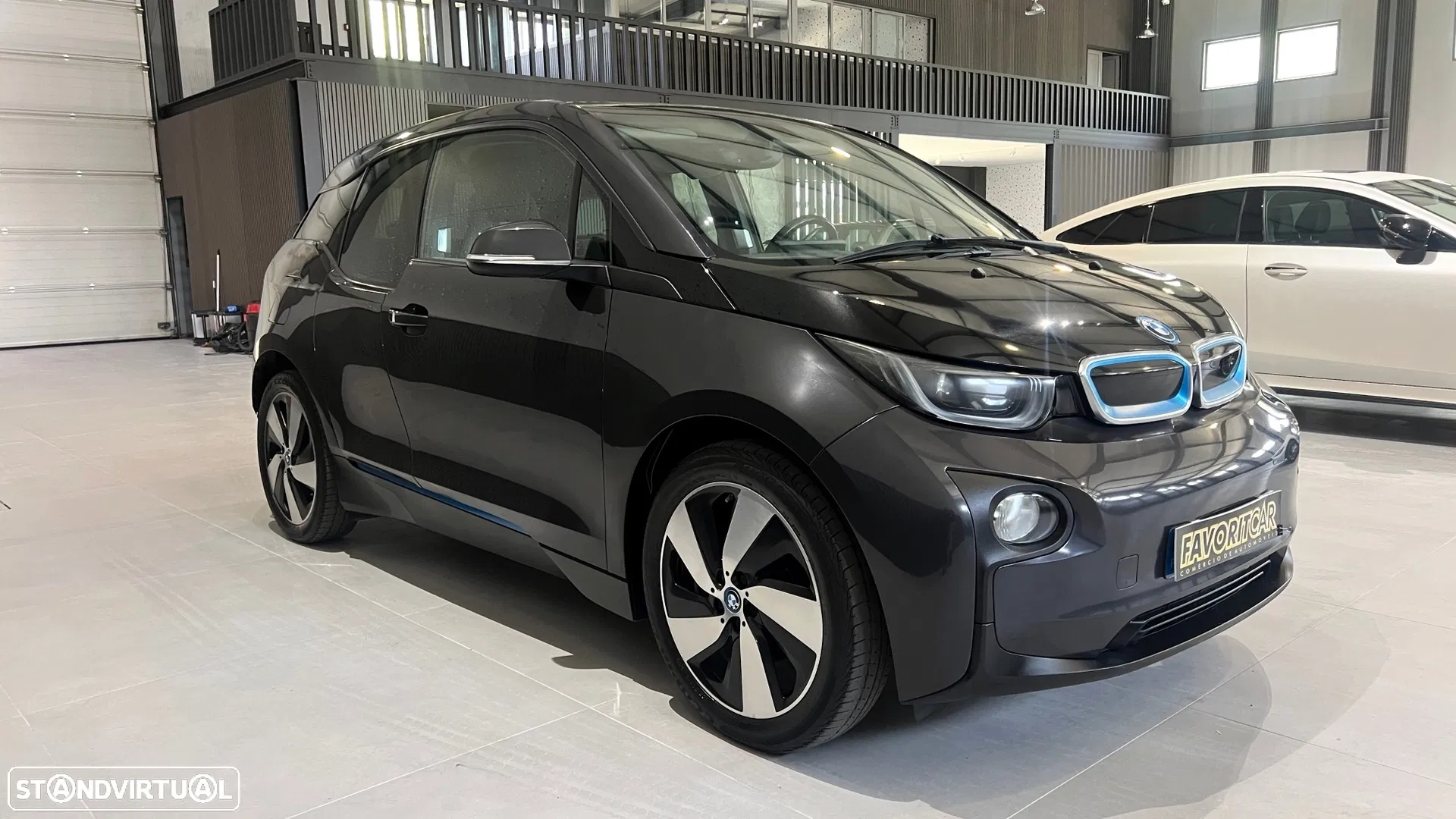 BMW i3 (60 Ah)