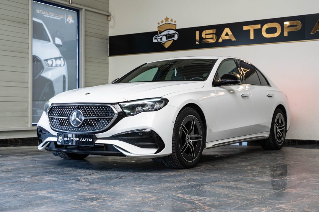 Mercedes-Benz E-Class 2023
