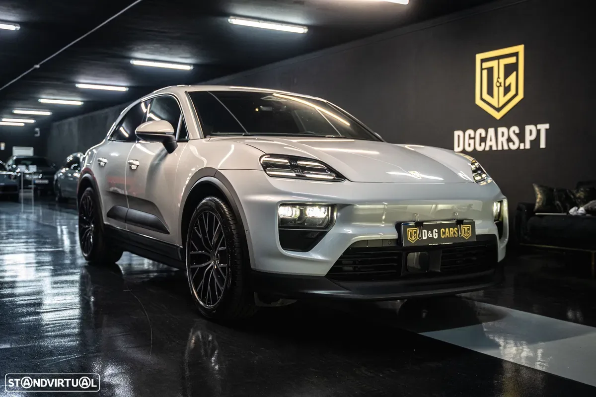 Porsche Macan Electric