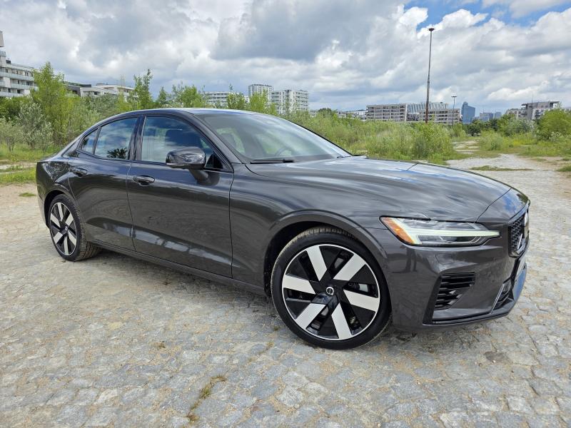 Volvo S60 2024