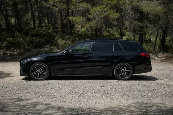 Mercedes-Benz C 220 2021 Station d 9G-TRONIC AMG Line