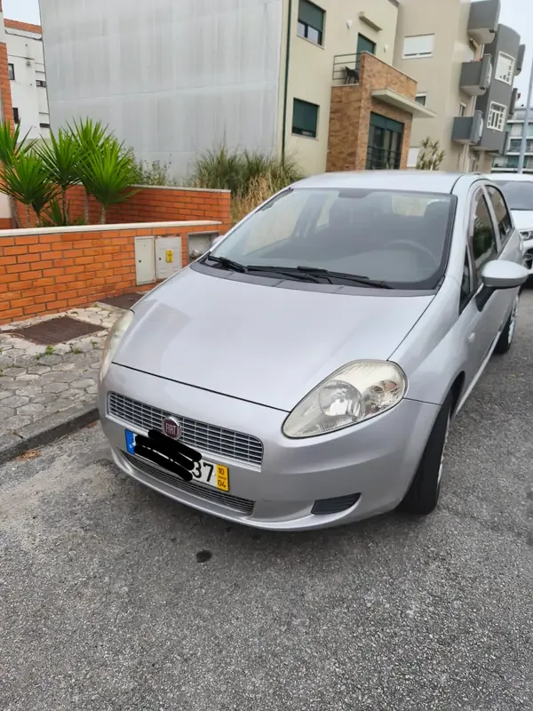 Fiat Grande Punto 2010 Free