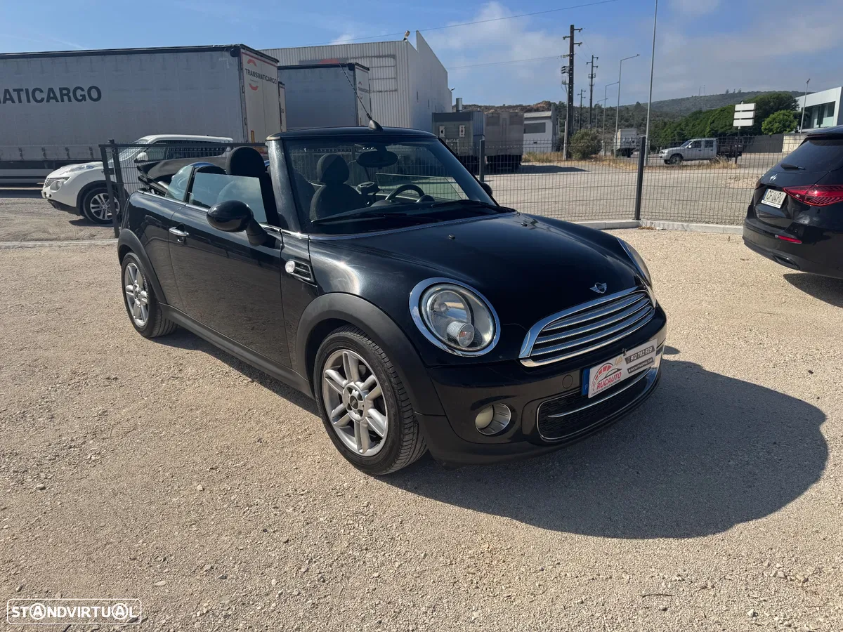 MINI Cabrio Cooper D