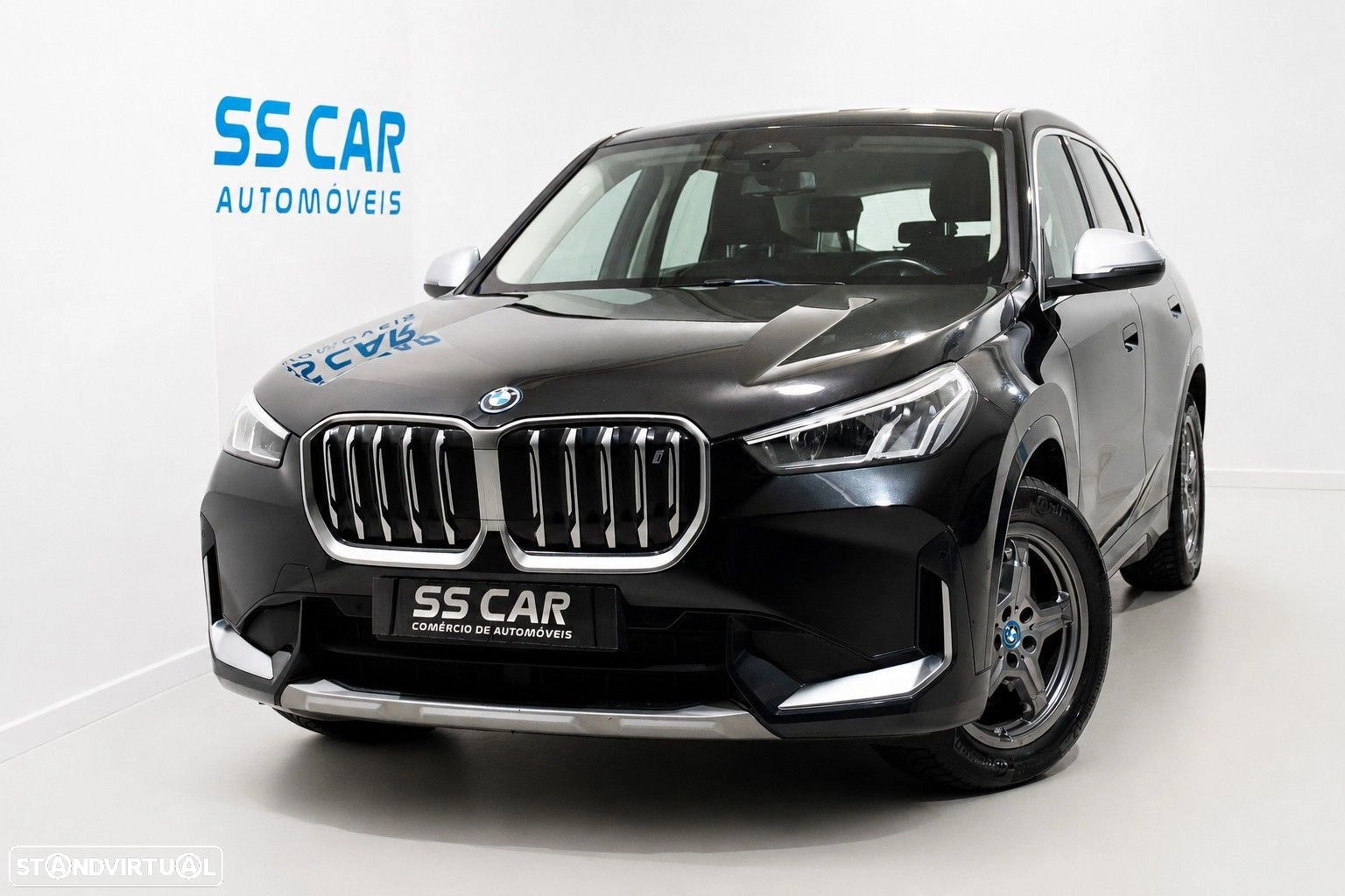 BMW iX1 xDrive30 xLine