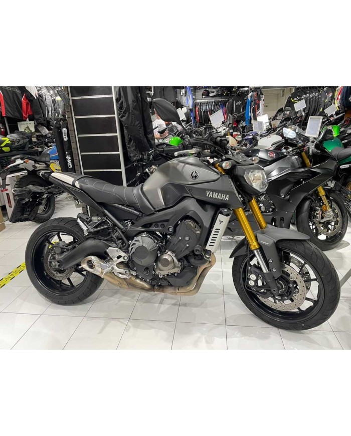 MT09