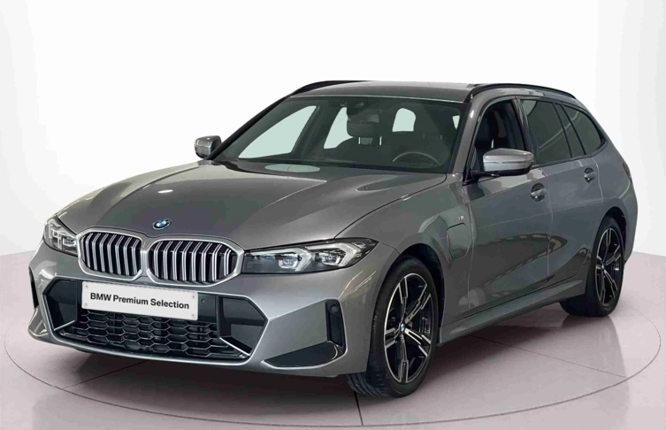 BMW - Série 3 - 330 e Touring Pack Desportivo M Auto