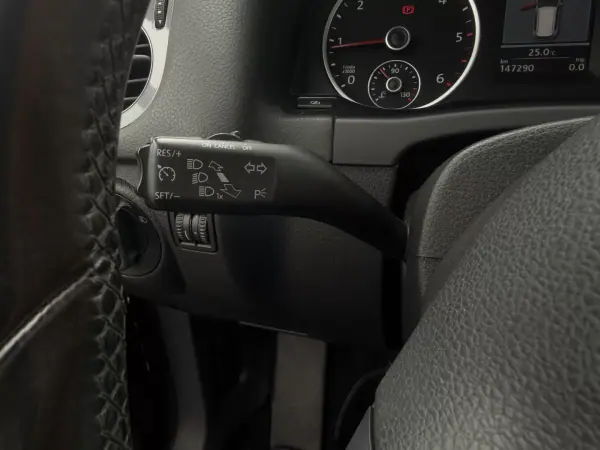 Volkswagen Tiguan 2011 2.0 TDI Sport BlueMotion