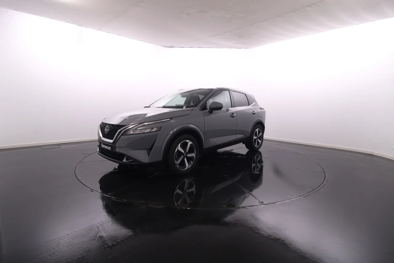 Nissan Qashqai 1.3 MHEV DIG-T N-Connecta 160cv Cx. Aut. / Teto Panorâmico / LED / JLL