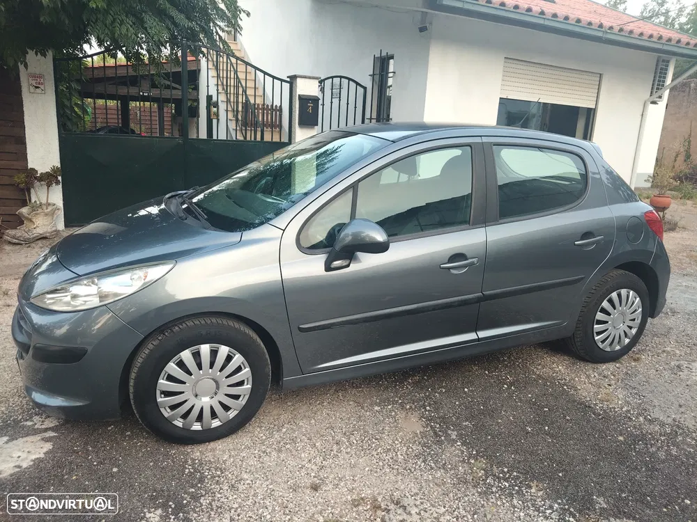 Peugeot 207 1.4 16V Open