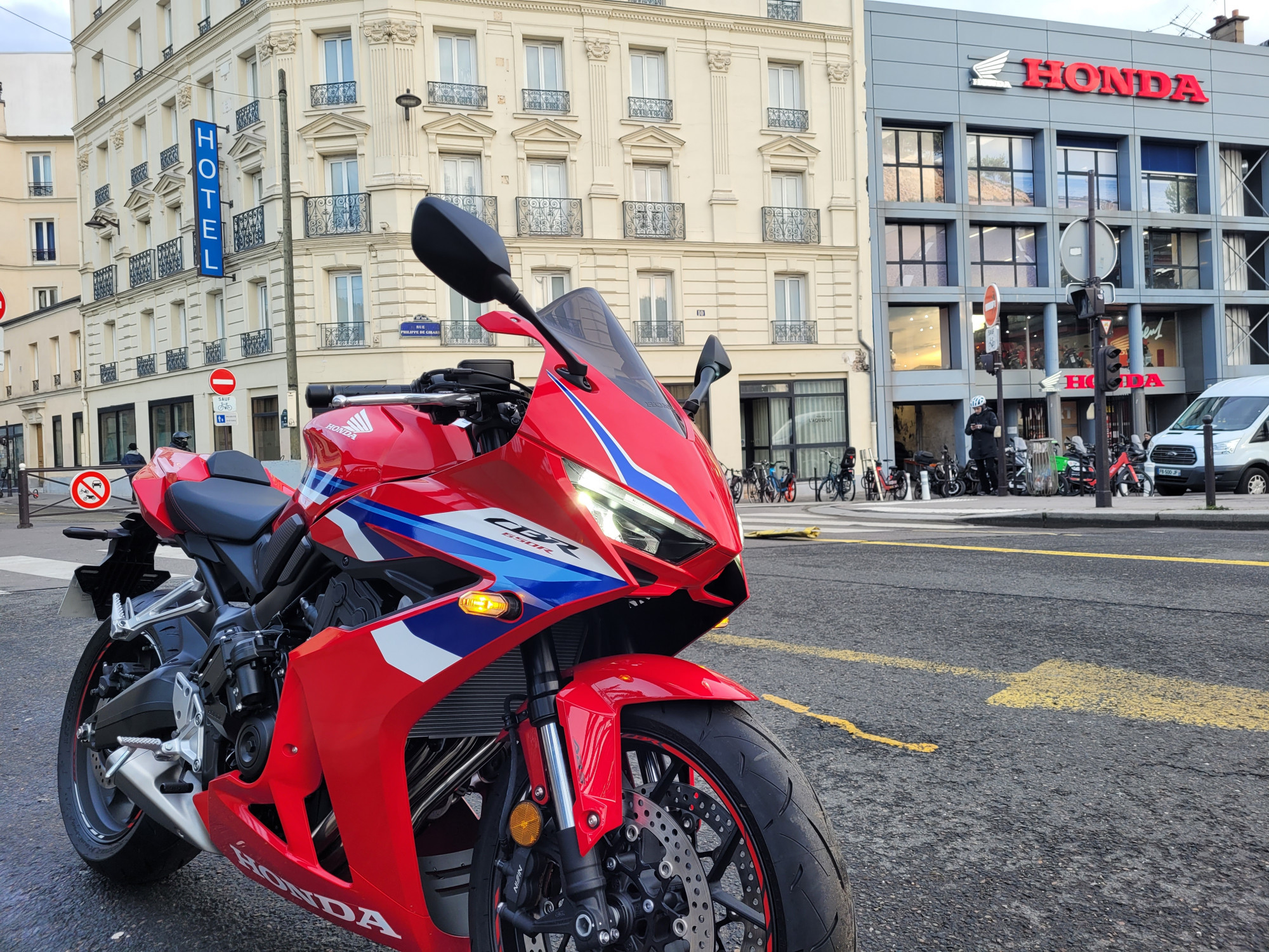 HONDA - HONDA CBR 650 R – État Neuf | Opportunité Concession Honda 4en1