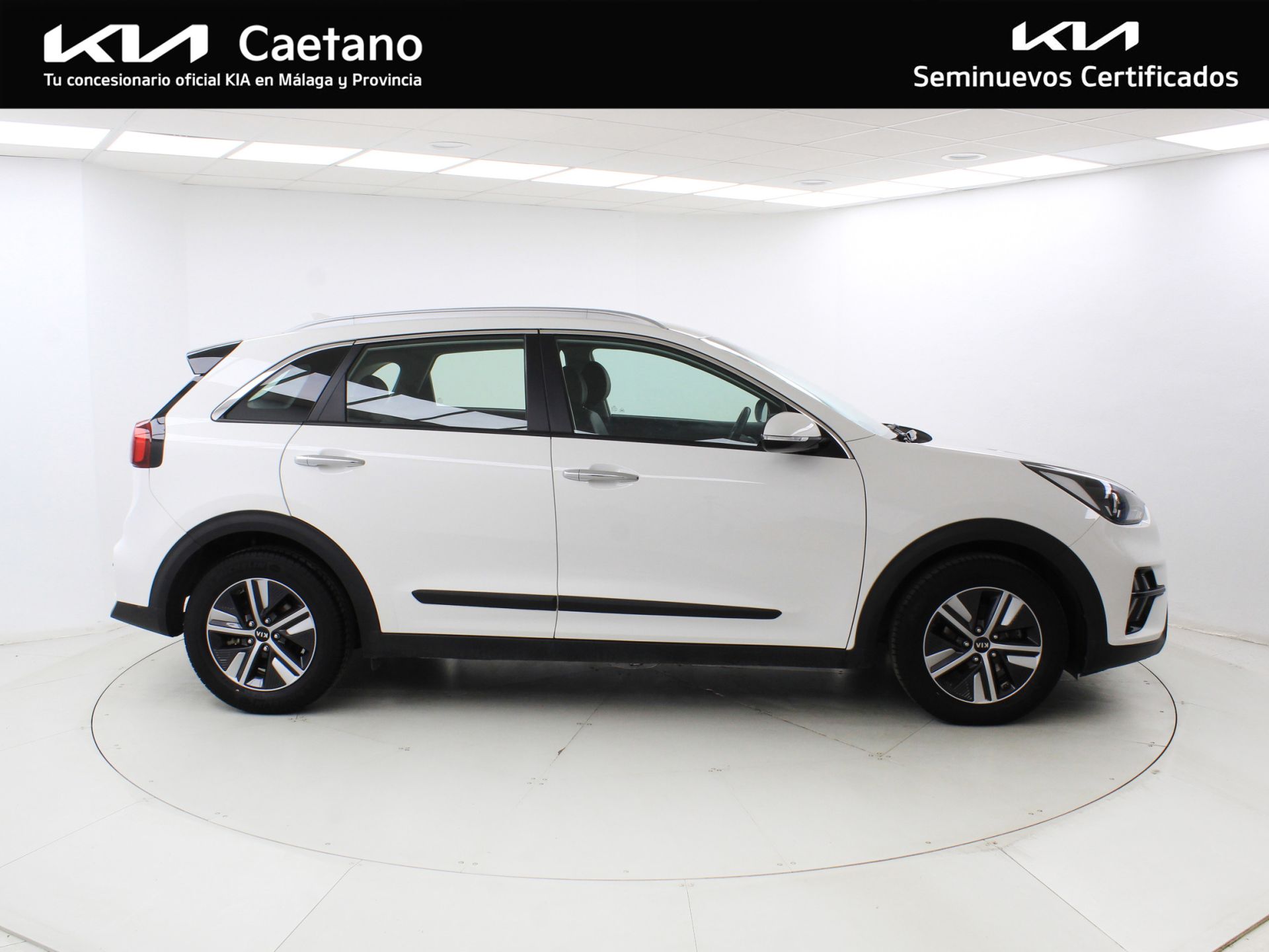 Kia Niro 1.6 GDi HEV 104kW (141CV) Drive
