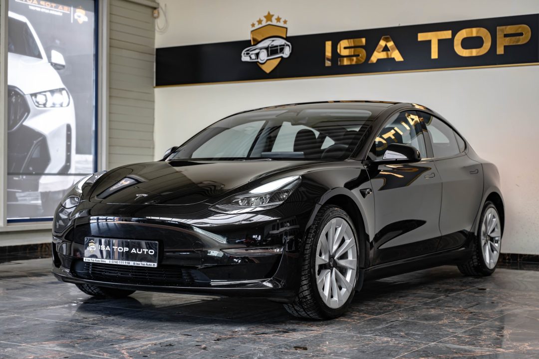 Tesla Model 2023
