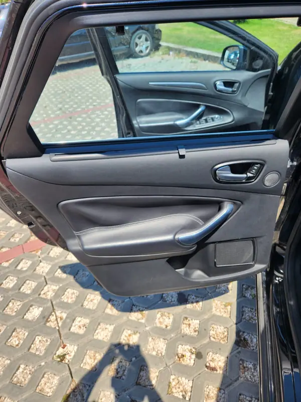 Ford Mondeo SW 2009 1.8 TDCi Titanium