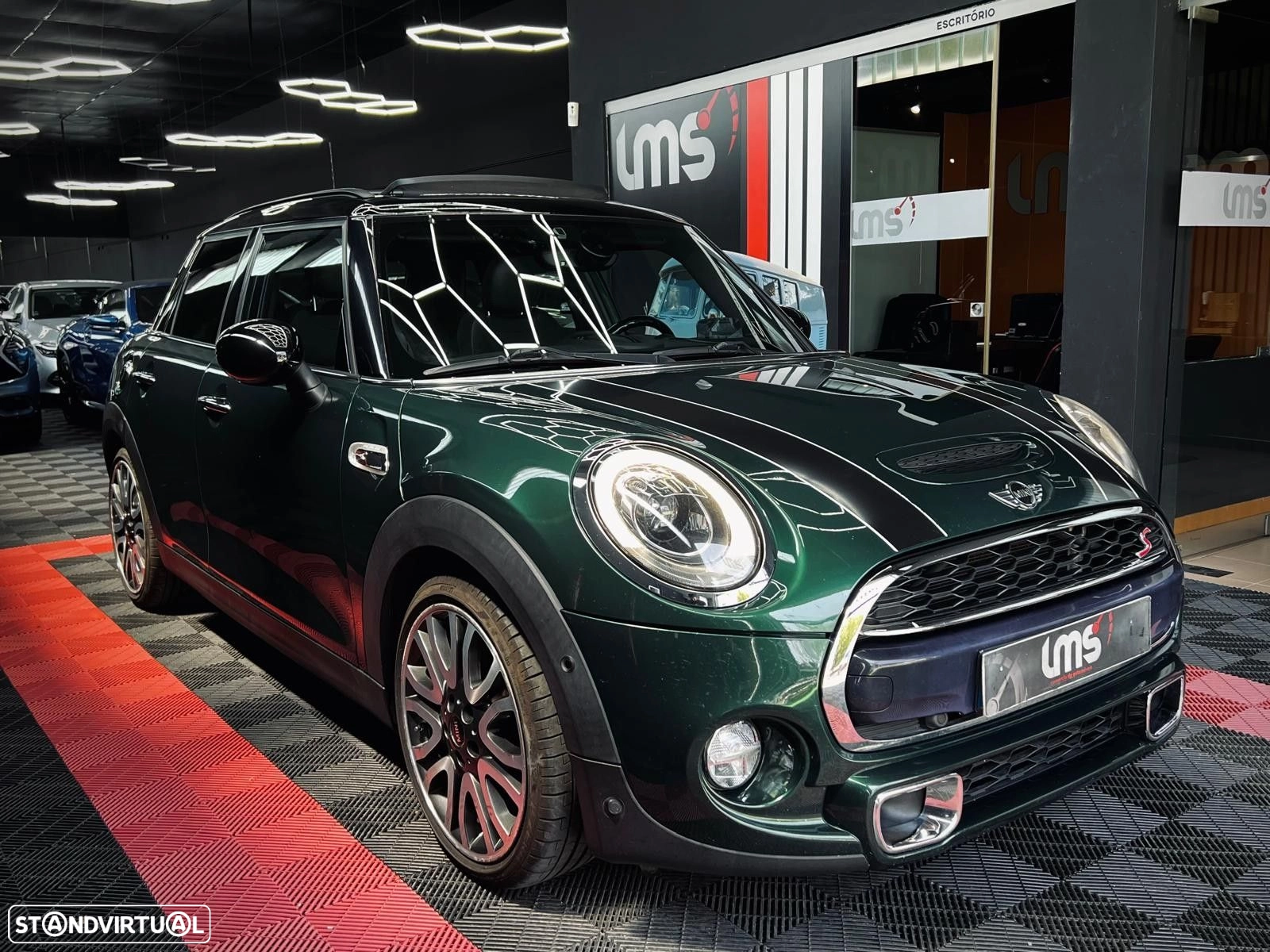 MINI 5 Portas Cooper SD Aut.