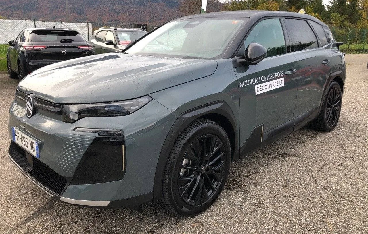CITROEN E-C5 AIRCROSS 210 autonomie confort Max